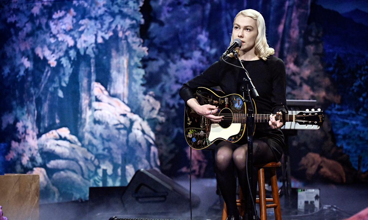 "The Wrong Girls," Phoebe Bridgers' New Album, and a 4-Ingredient Costco Pizza H...