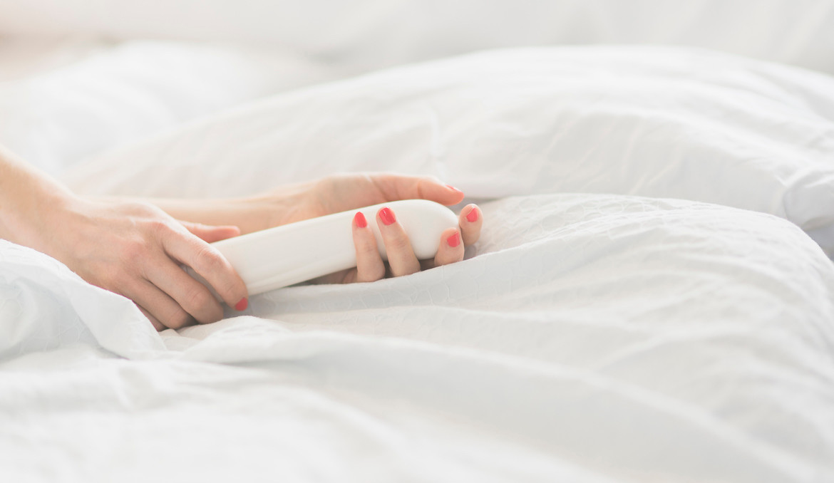 Featured image for I Tried Amazon's Best-Selling Vibrator That Shoppers Say 'Brought Them to Intense Climax Every Time'—And Here's What Happened